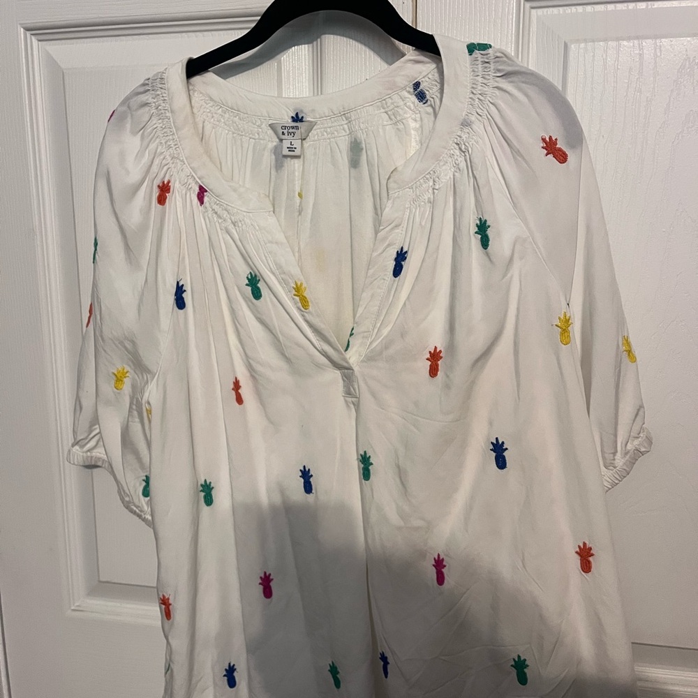 crown & ivy White Blouse with Colorful Embroidery Pineapples